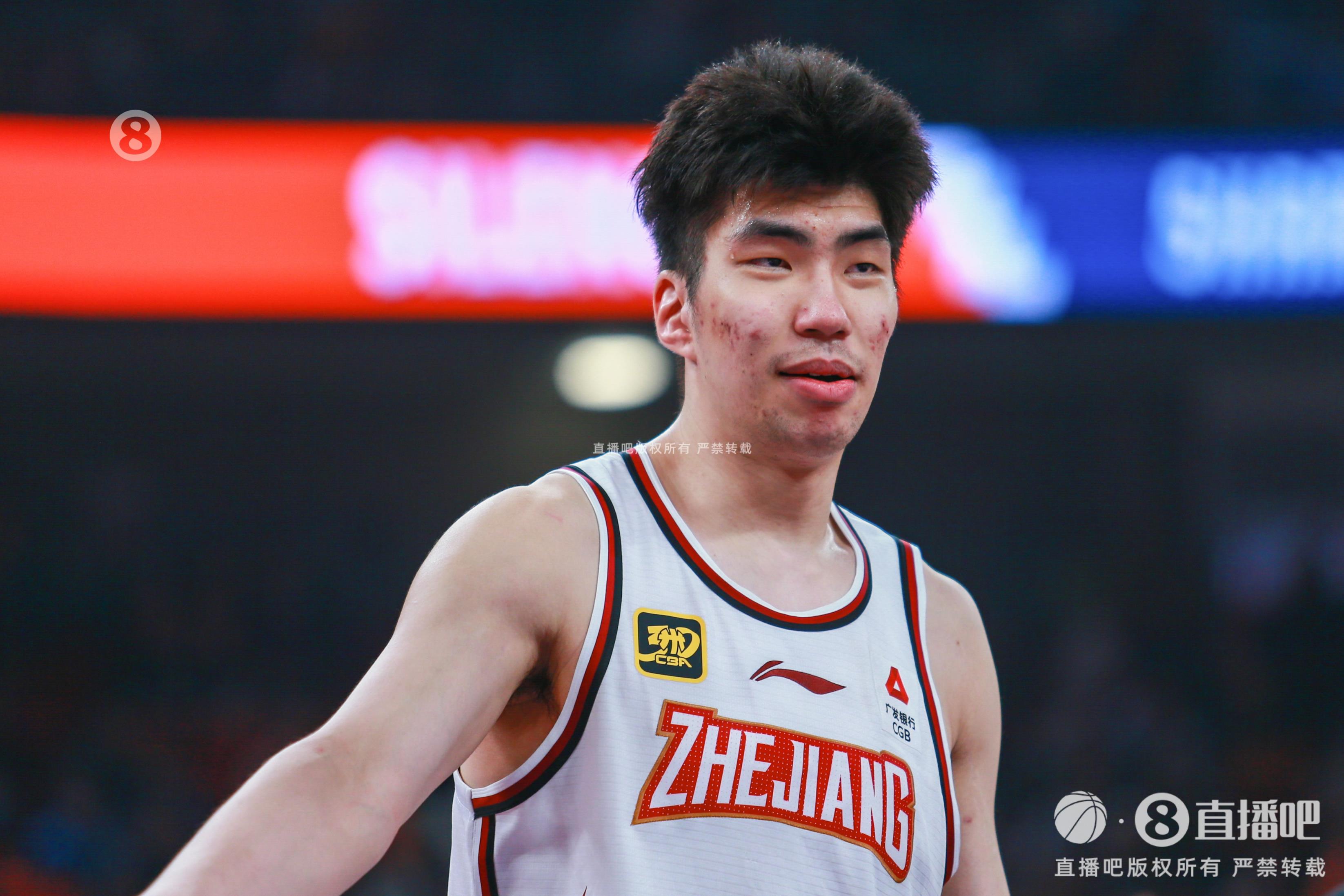 效率極高！余嘉豪8中8貢獻(xiàn)20分7板 罰球5中4